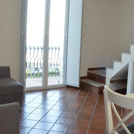 Fm Panoramic House Center *